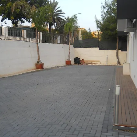 לינה וארוחת בוקר Summer פונטנה ביאנקה