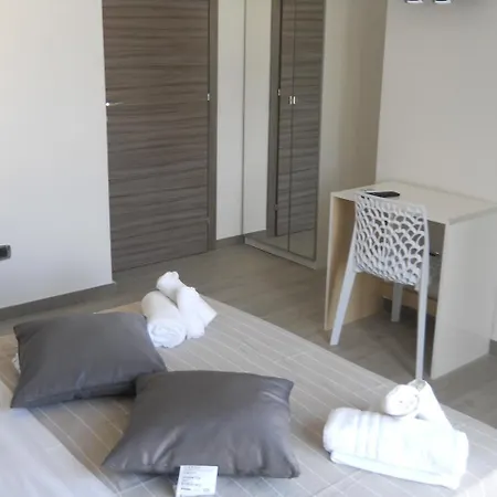 Summer פונטנה ביאנקה