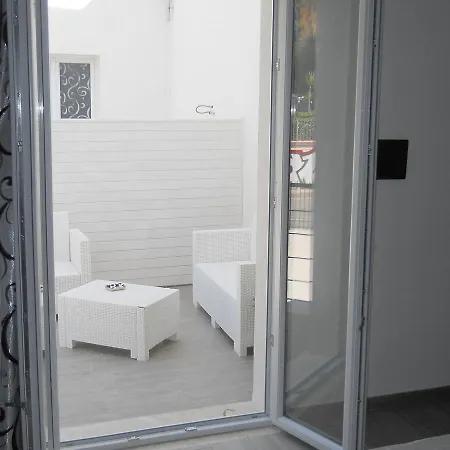 White Beb Bed & Breakfast Fontane Bianche