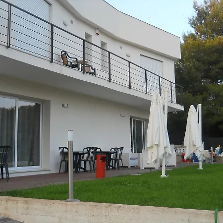 Summer Bed and breakfast