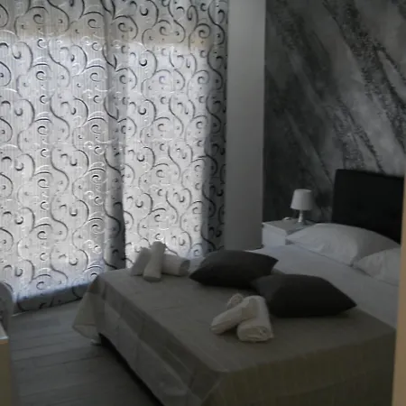 White Beb Bed & Breakfast *
