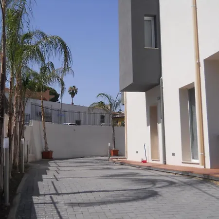 White Beb Bed & Breakfast Fontane Bianche